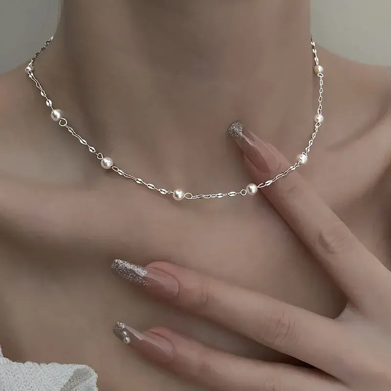 Elegant necklace made of shiny pearls- Mialla Jewelry