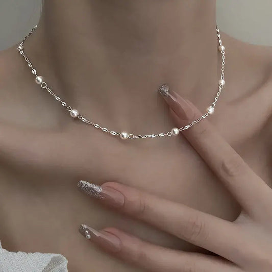 Elegant necklace made of shiny pearls- Mialla Jewelry